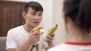 หนุ่มหล่อ สาวสวย เย็ดกันแล้วใช้กล้วยแทนของจริง